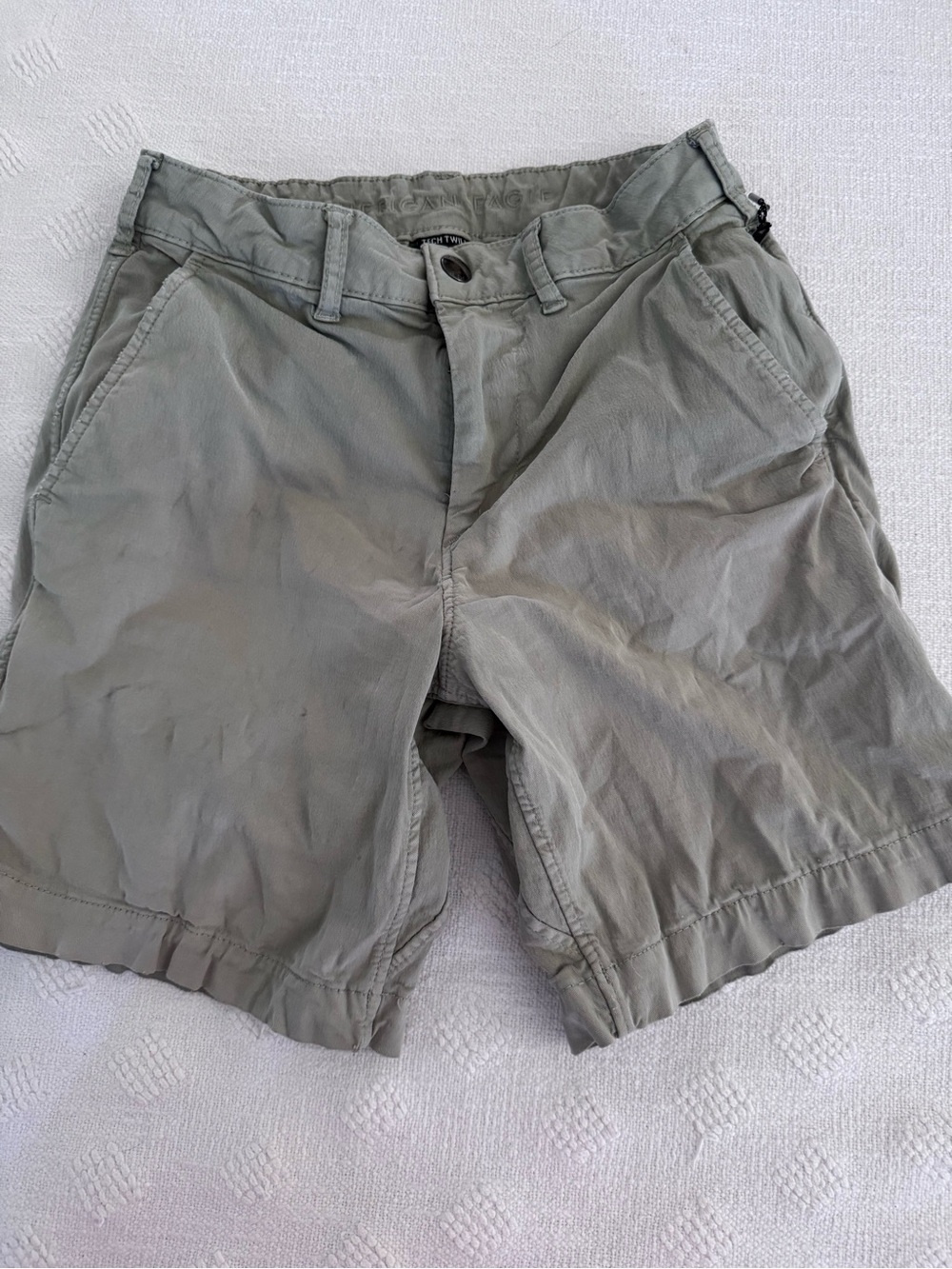 AE 8" Tech Twill Move-Free Khaki Short:.SZ 26
T2